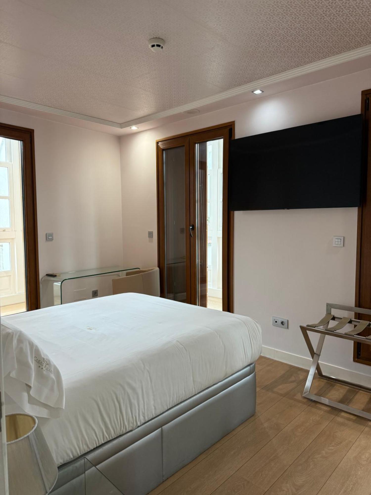 Отель Casas Reais Boutique Сантьяго-де-Компостела Экстерьер фото