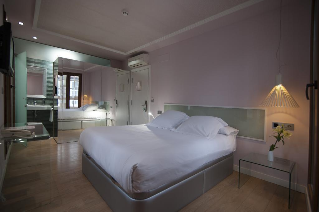 Отель Casas Reais Boutique Сантьяго-де-Компостела Экстерьер фото
