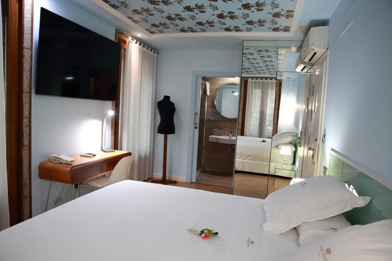 Отель Casas Reais Boutique Сантьяго-де-Компостела Экстерьер фото