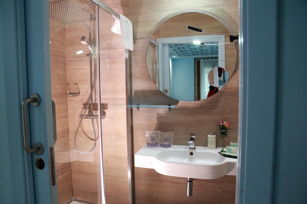 Отель Casas Reais Boutique Сантьяго-де-Компостела Экстерьер фото
