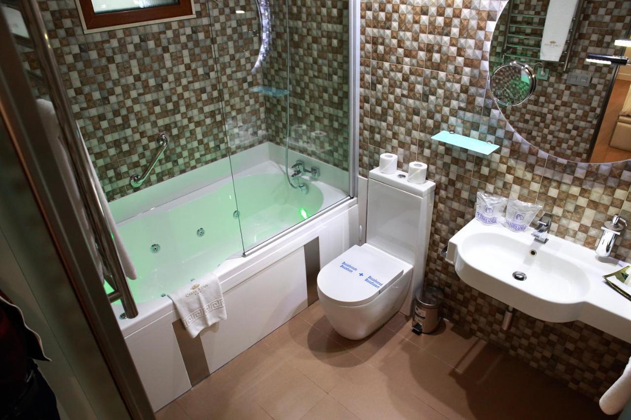 Отель Casas Reais Boutique Сантьяго-де-Компостела Экстерьер фото