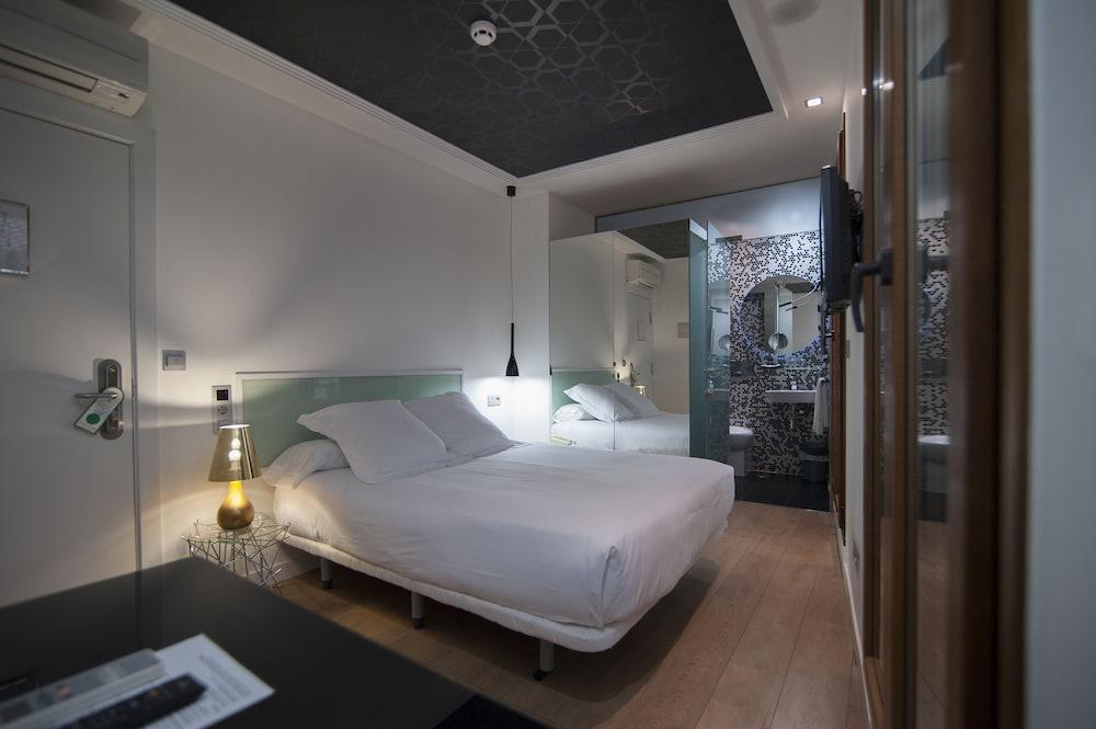 Отель Casas Reais Boutique Сантьяго-де-Компостела Экстерьер фото